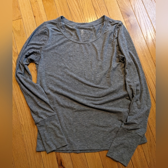 Women's Gap Long Sleeve Bundle size Small and Gray - Picture 3 of 7
